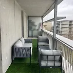 Апартаменты Large Bright T4, Tram, Parking