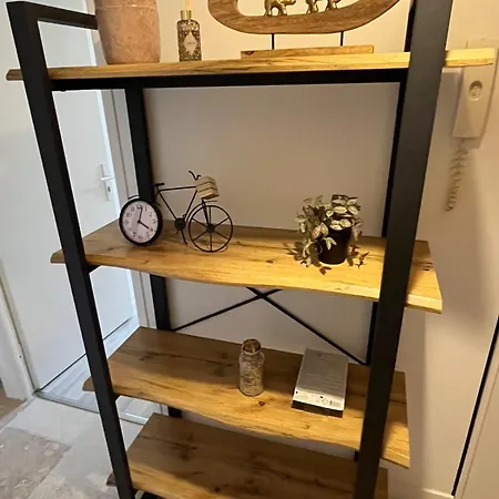 Large Bright T4, Tram, Parking 아파트